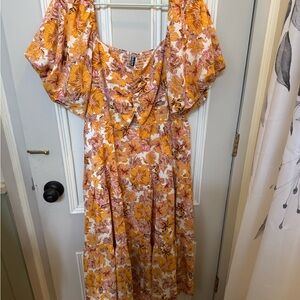 Chic Floral Midi Dress in Orange and White